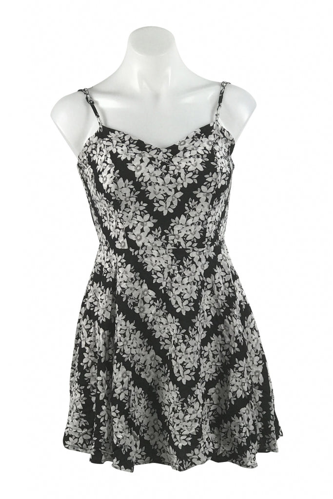 Aeropostale, Women's Black And White Floral Sleeveless Dress - Size: XS ...