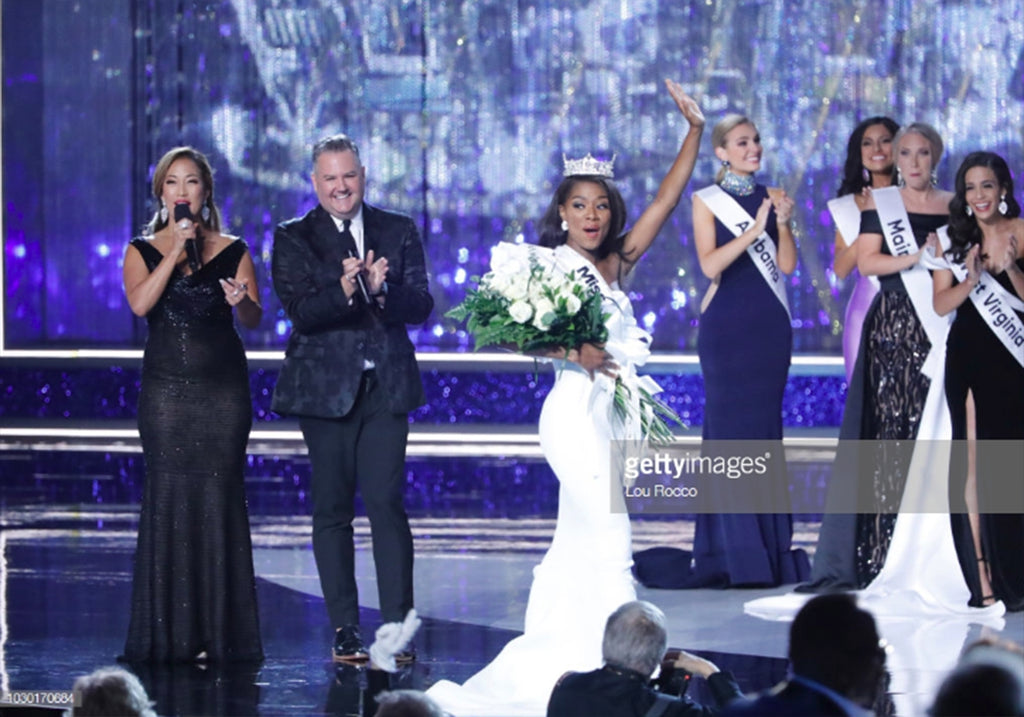 Carrie Ann Inaba Miss America 2019