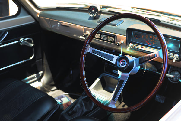 Datsun Sunny 1000 Interior