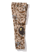 Load image into Gallery viewer, A BATHING APE SAND CAMO MULTI POCKET WIDE FIT PANTS(Ending:5/3,05:00)

