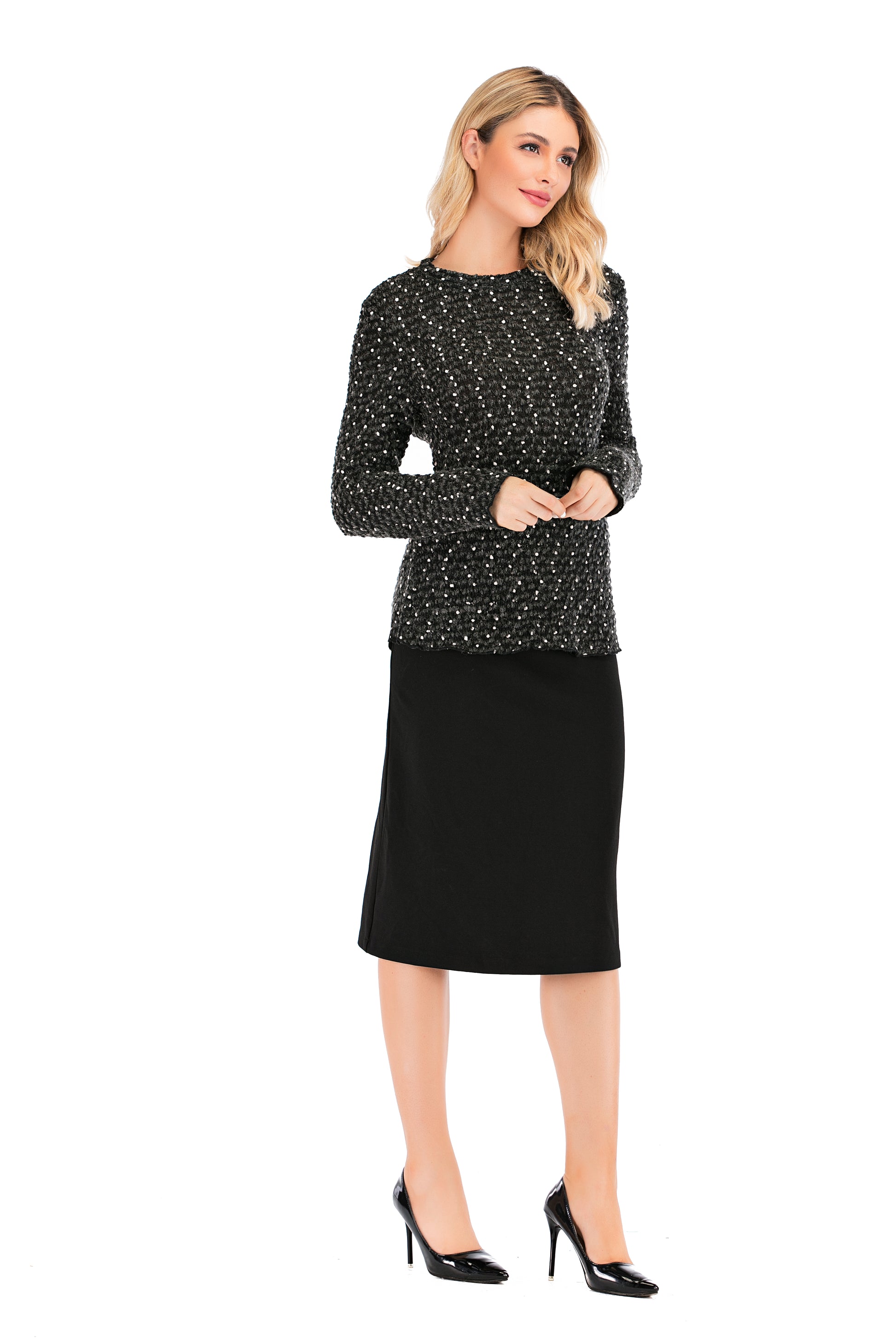 Elegant Black & White Long Sleeve Sweater - seilerlanguageservices