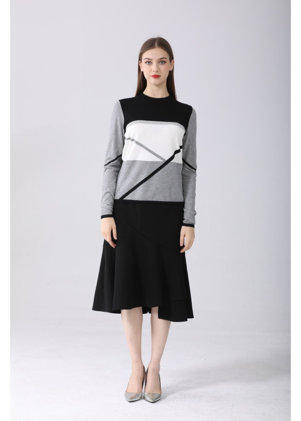 Essential Long Sleeve Detailed Block Sweater - seilerlanguageservices