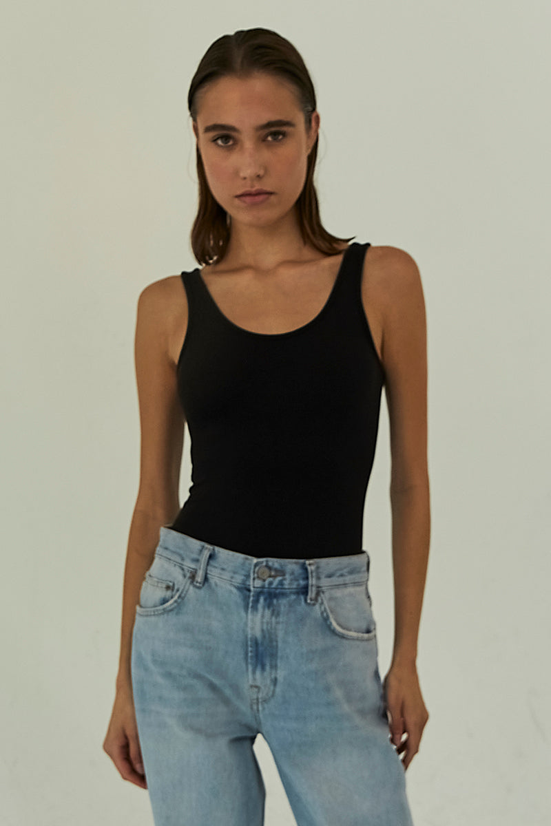 No Bra Club Cropped SS Crew  Women's Crop Top – The Range