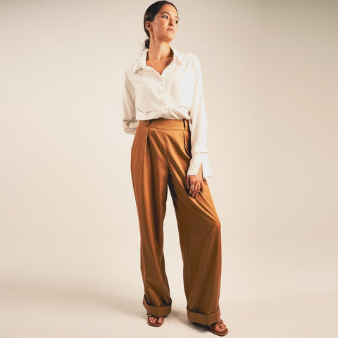 Out of sync camel trousers