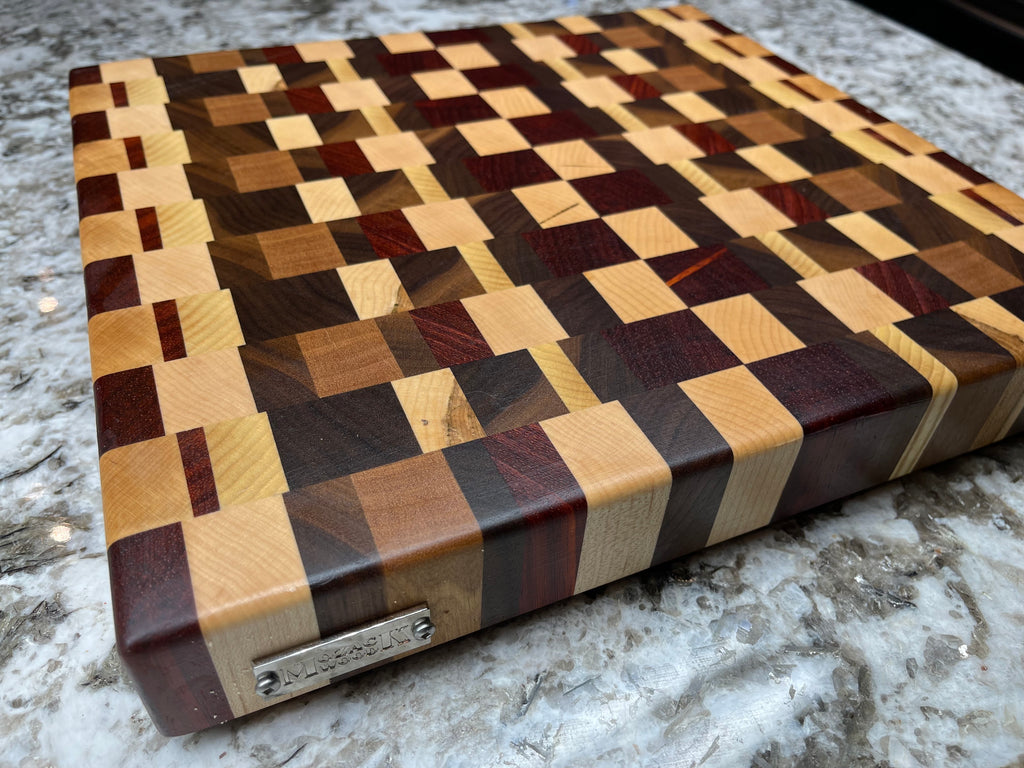 End Grain Cutting Board (plaid) – Mozack Wood