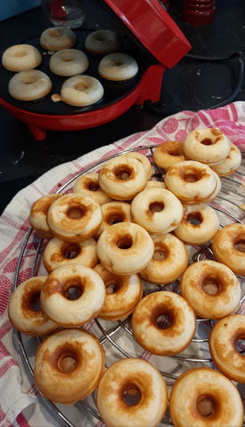 Mini Donuts Halloween spinnen SuperRoots Cichoreiwortelvezel gezond bakken