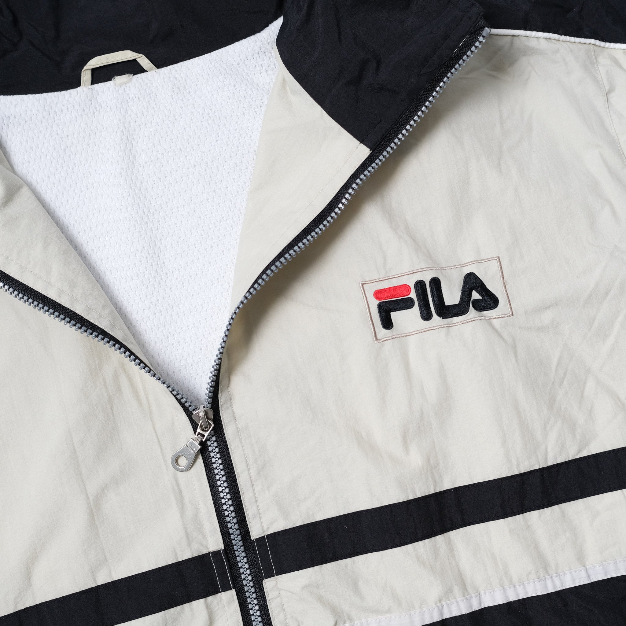 fila light jacket