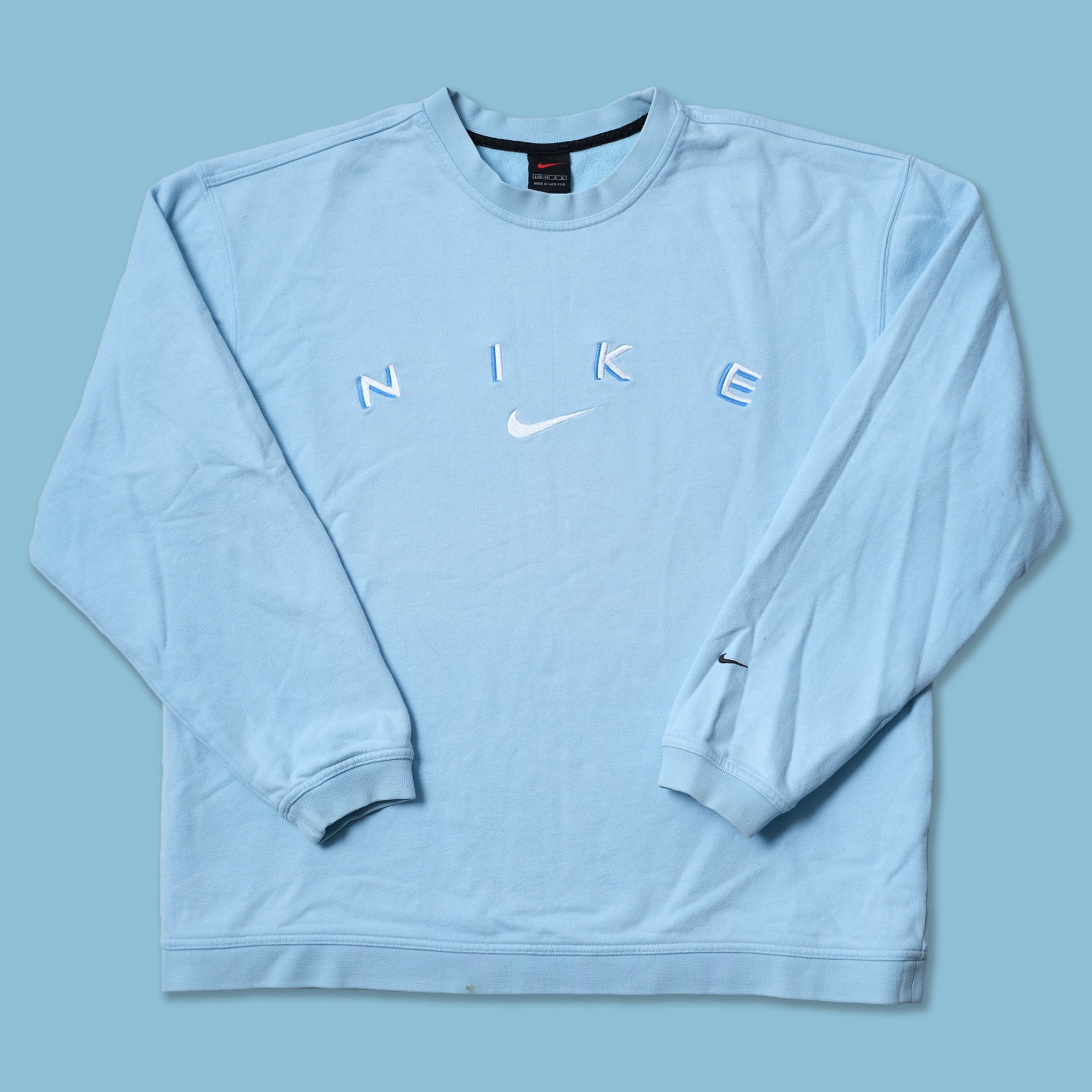 blue vintage nike sweatshirt