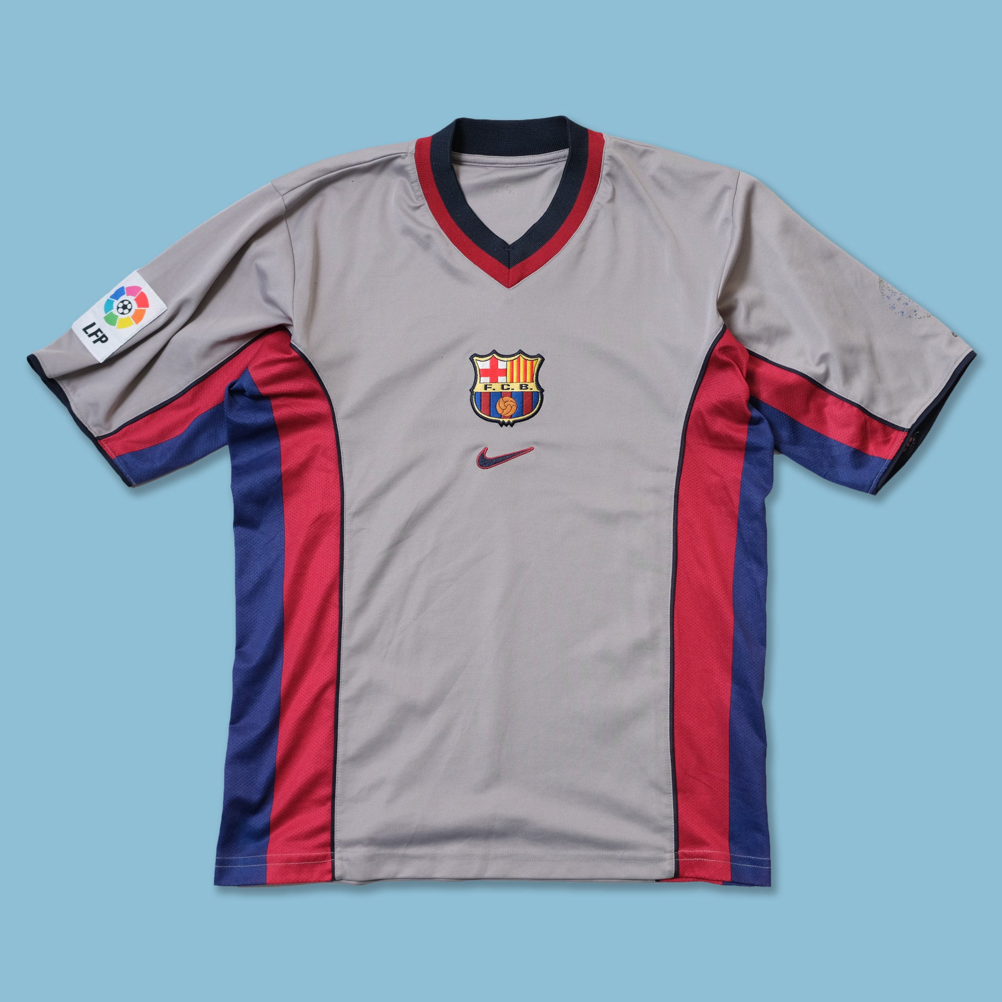 barcelona grey jersey