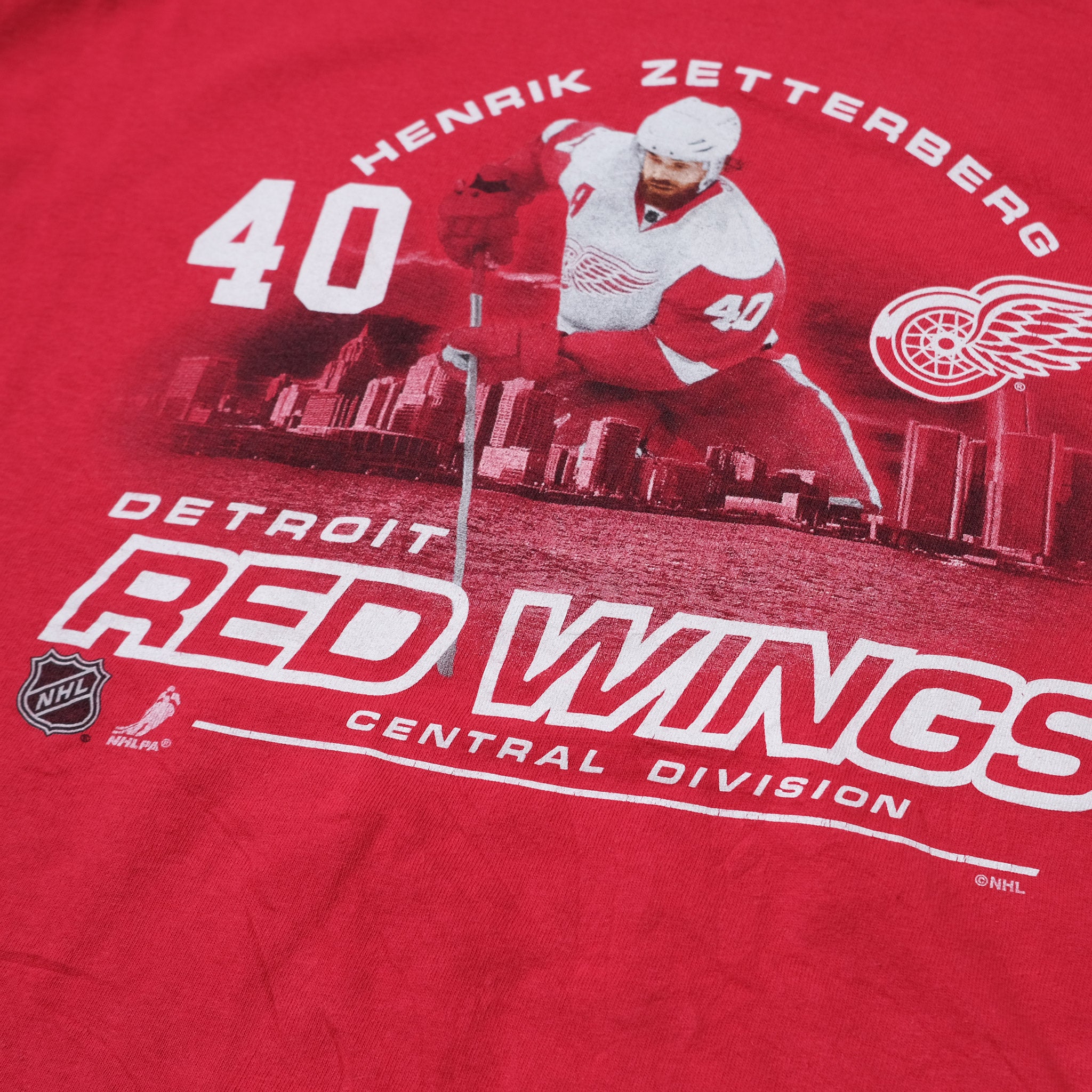 vintage red wings shirt