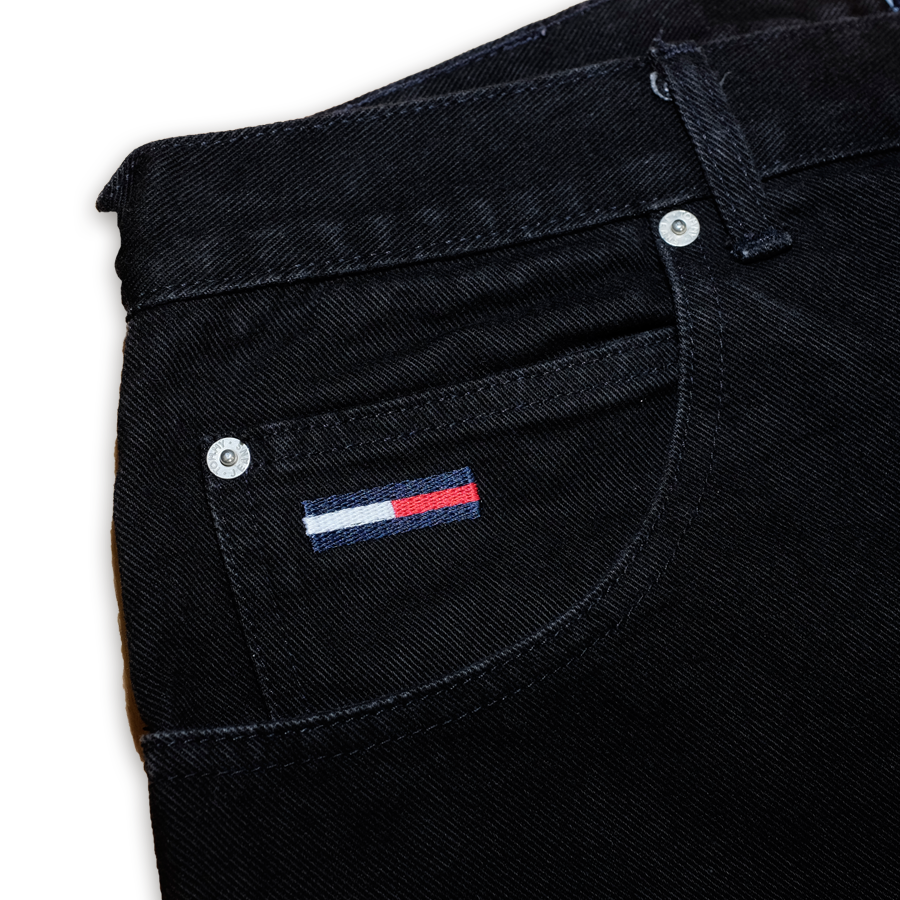 Tommy Hilfiger Baggy Jeans | IUCN Water
