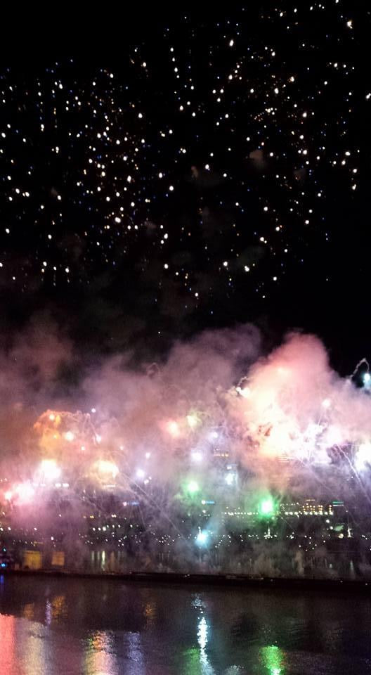 WEBN fireworks in Cincinnati Ohio view from the bridge