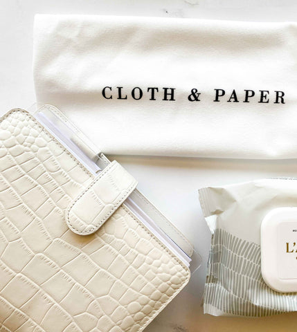 Leather Care: Croc Leather Agenda, Dust Bag, Wipes