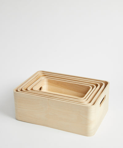 https://cdn.shopify.com/s/files/1/2975/7656/products/KonMari_Stelton_Save_ItStorage_Boxes_0329_large.jpg?v=1589928500