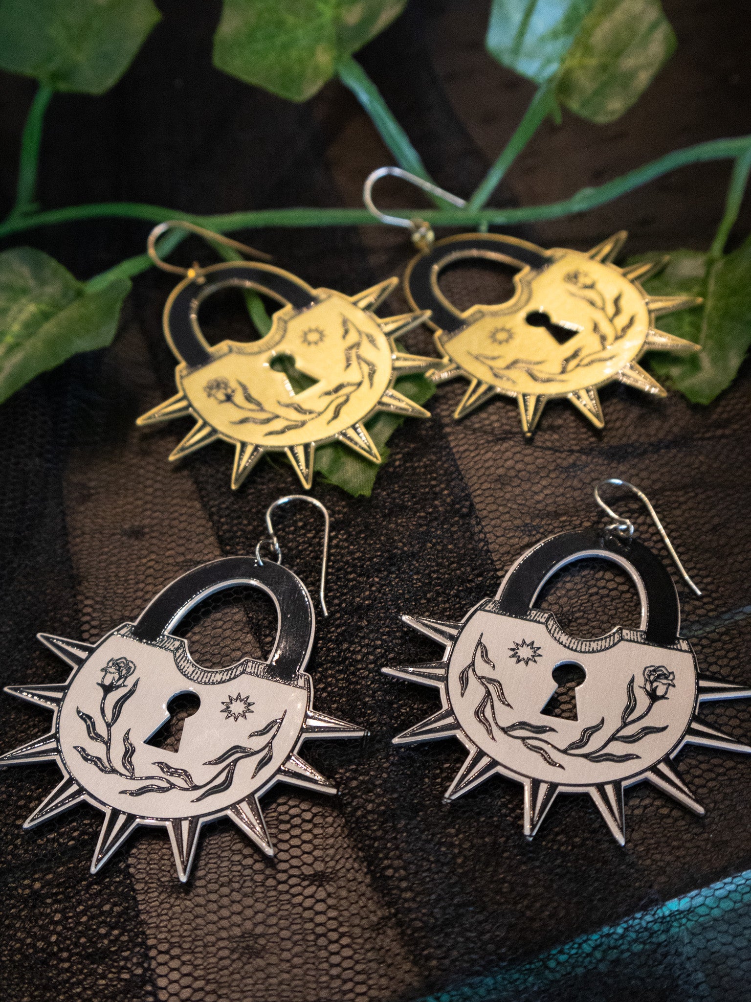 Armatura Locks Earrings WHILE ODINS SLEEPS
