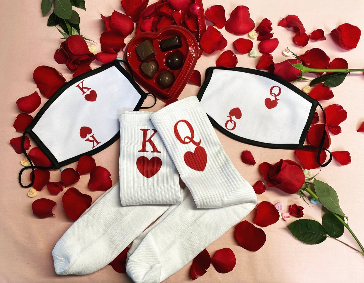King and Queen of Hearts Valentine's Day Mask and Socks Set