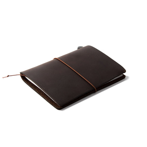 Traveler´s Notebook Starter Kit Passport Size, Brown - noteworthy