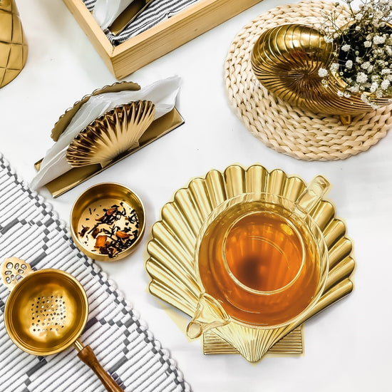 Art Deco Metal Sea Shell Napkin Holder in Gold