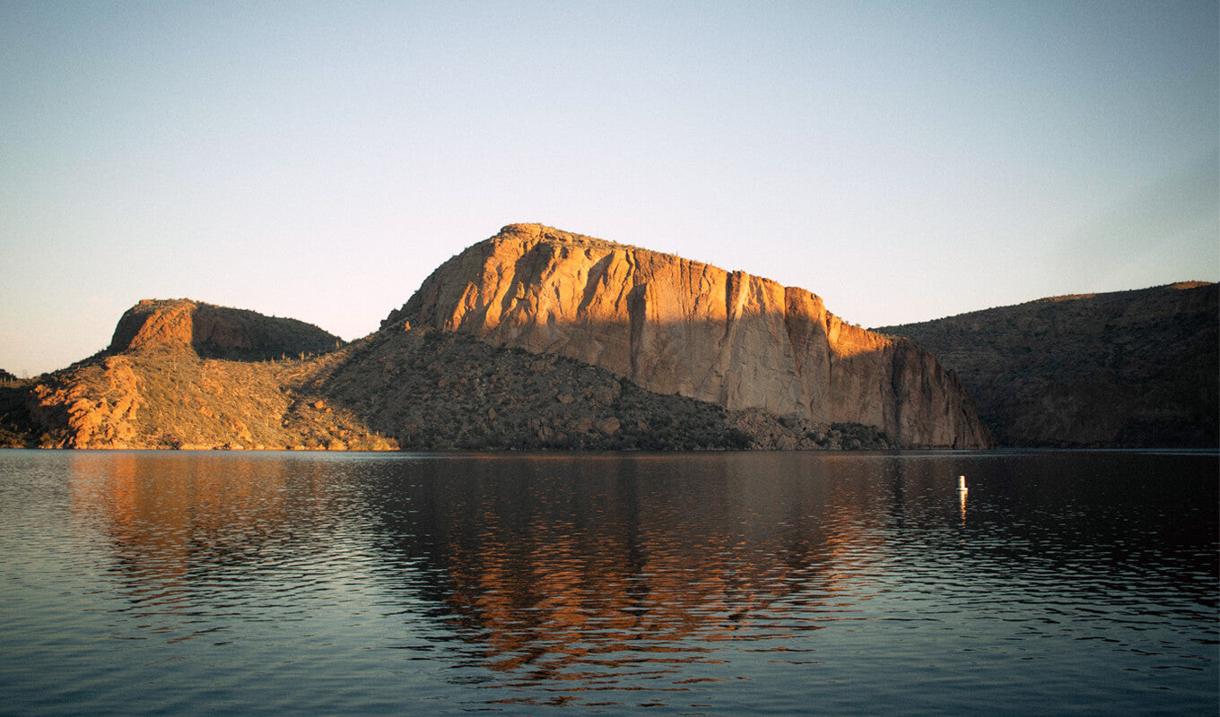 Canyon lake in the Tonto National Forest