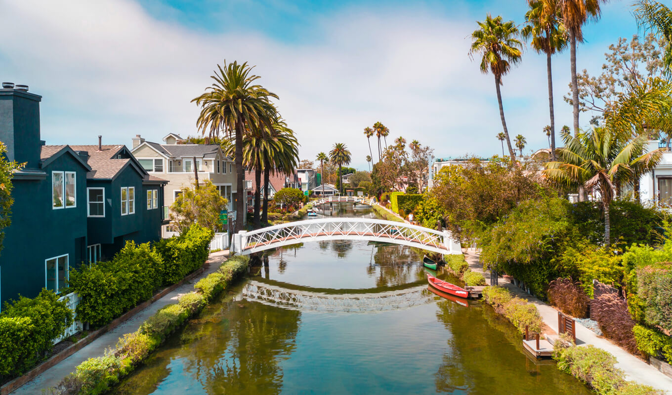 Bridge crossing a body of water