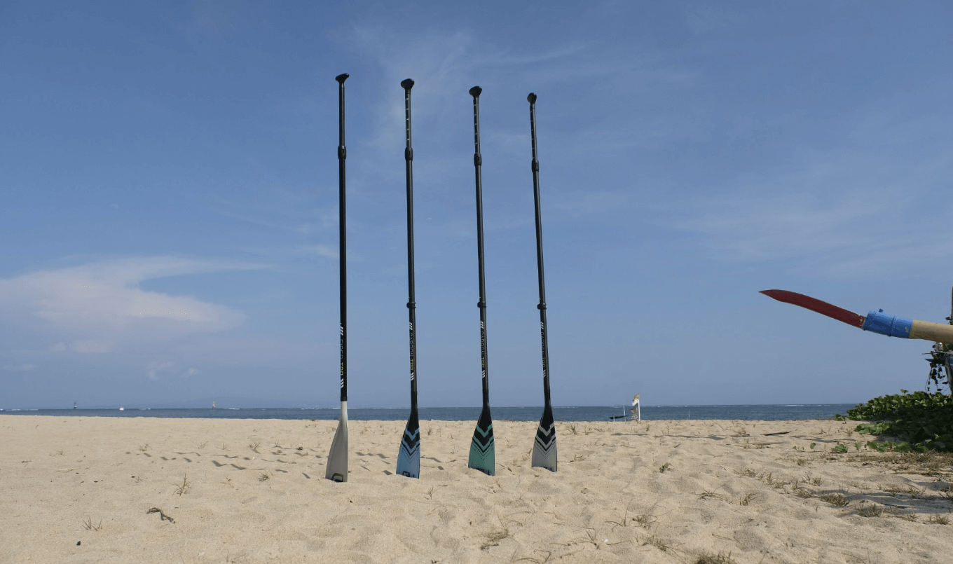 GILI SUP paddles on the beach