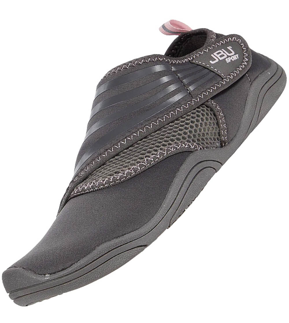 Lightweight rubber sole great for swimming