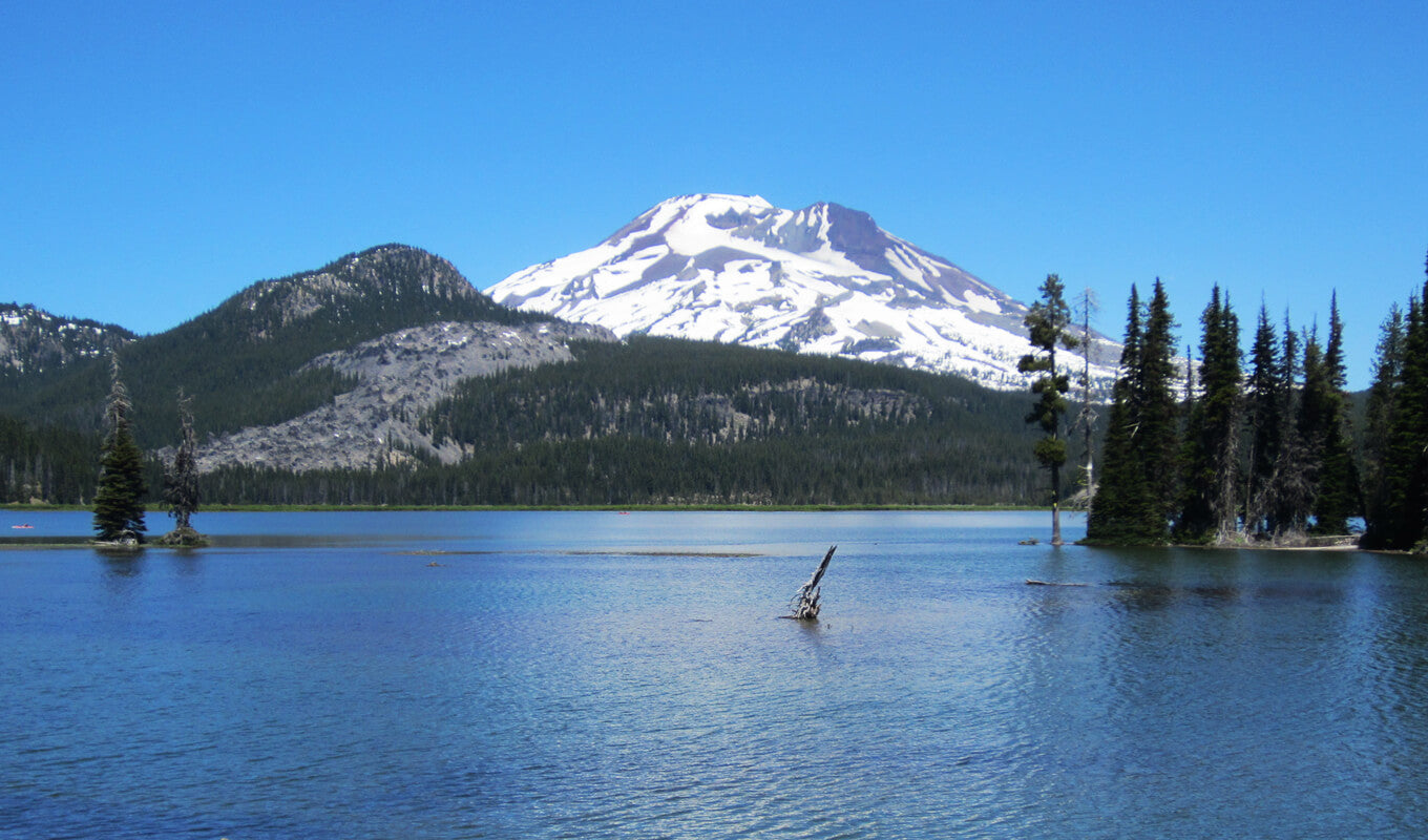 Cascading mountain view at Sparks Lake