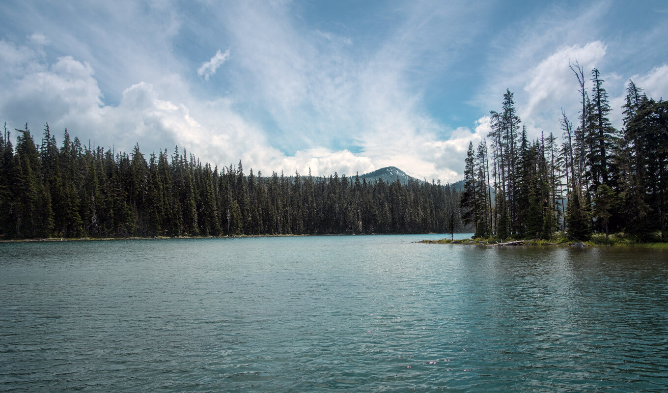 Crystal clear water waldo lake