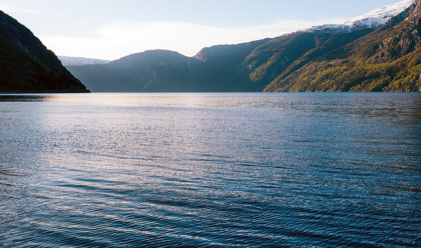 The Best Places to SUP Fish in Wyoming: A Comprehensive Guide.