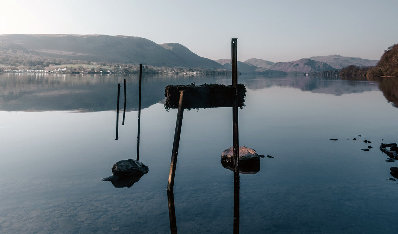 Stahlpfosten am Ullswater Lake, Lake District