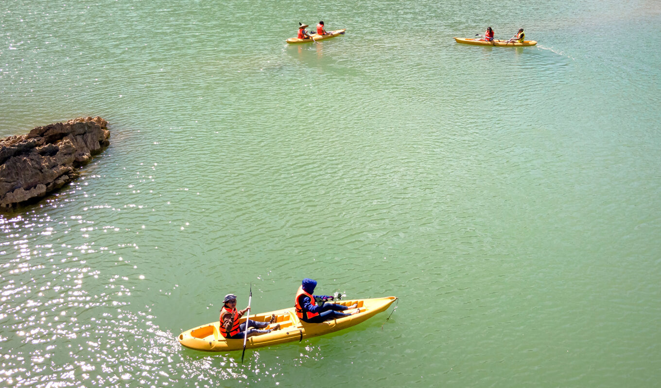 Tandem kayaks