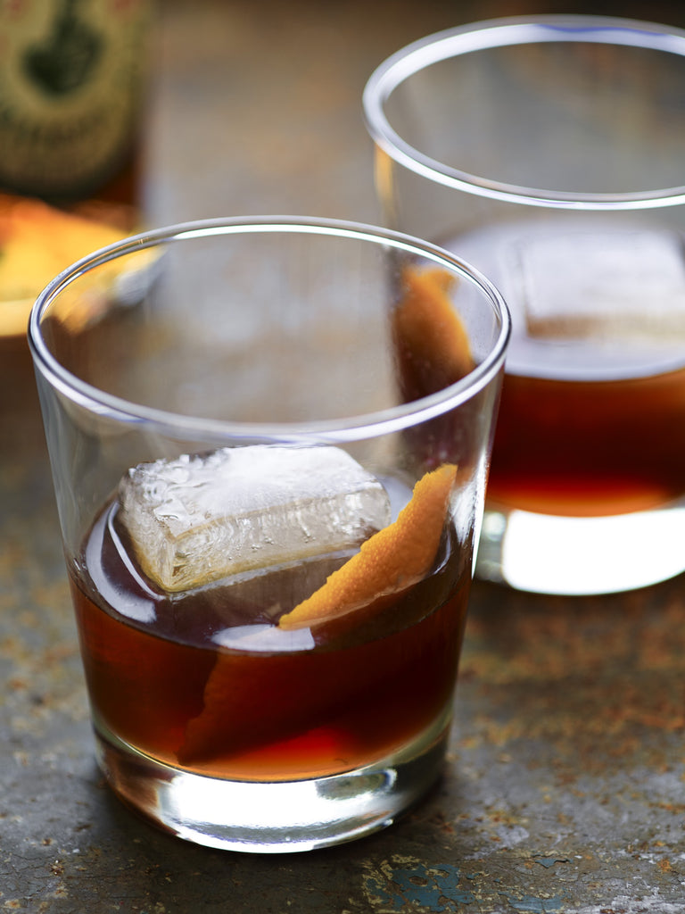 The 6 Best Bourbon Cocktails for Any Time of Year (and Day) - Mantry Inc.