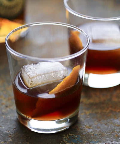 The 6 Best Bourbon Cocktails for Any Time of Year (and Day)