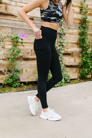 athletic leggings with side pockets