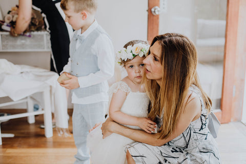 flower girl with mother