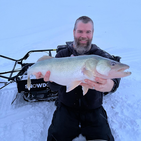 Manitoba master angler walleye on Lake Winnipeg