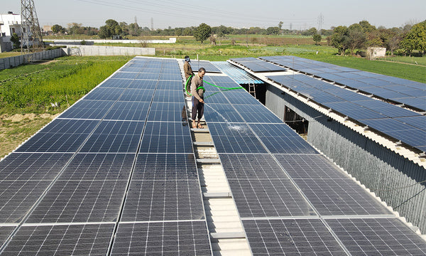 how to clean solar panels in commerical and industrail sector