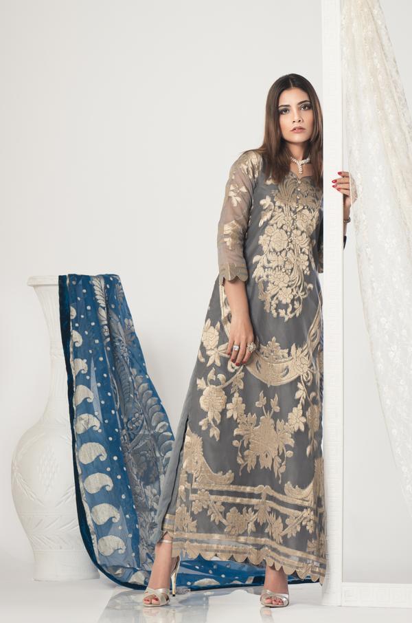 Maria B Spring/ Summer' 21 Pakistani Summer Lawn Suits from Lebaasonline Pakistani  Clothes Stockist in the UK @… | Clothes collection, Lawn suits, Pakistani  dresses