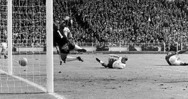 1966 ENGLAND WORLD CUP GOAL