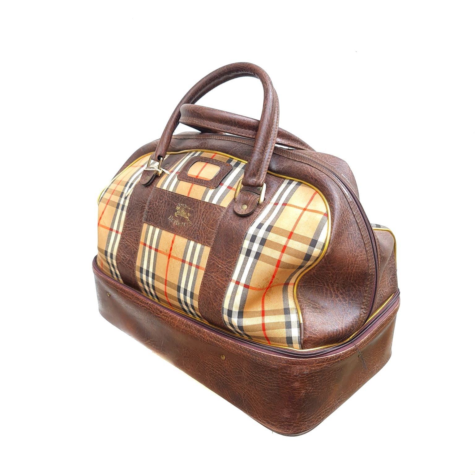 Arriba 34+ imagen burberry carry on bag