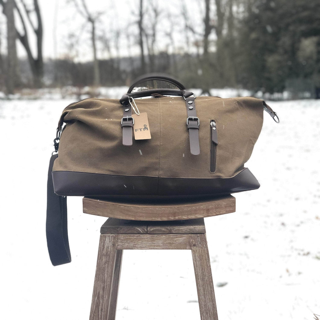 the minimalists duffle bag