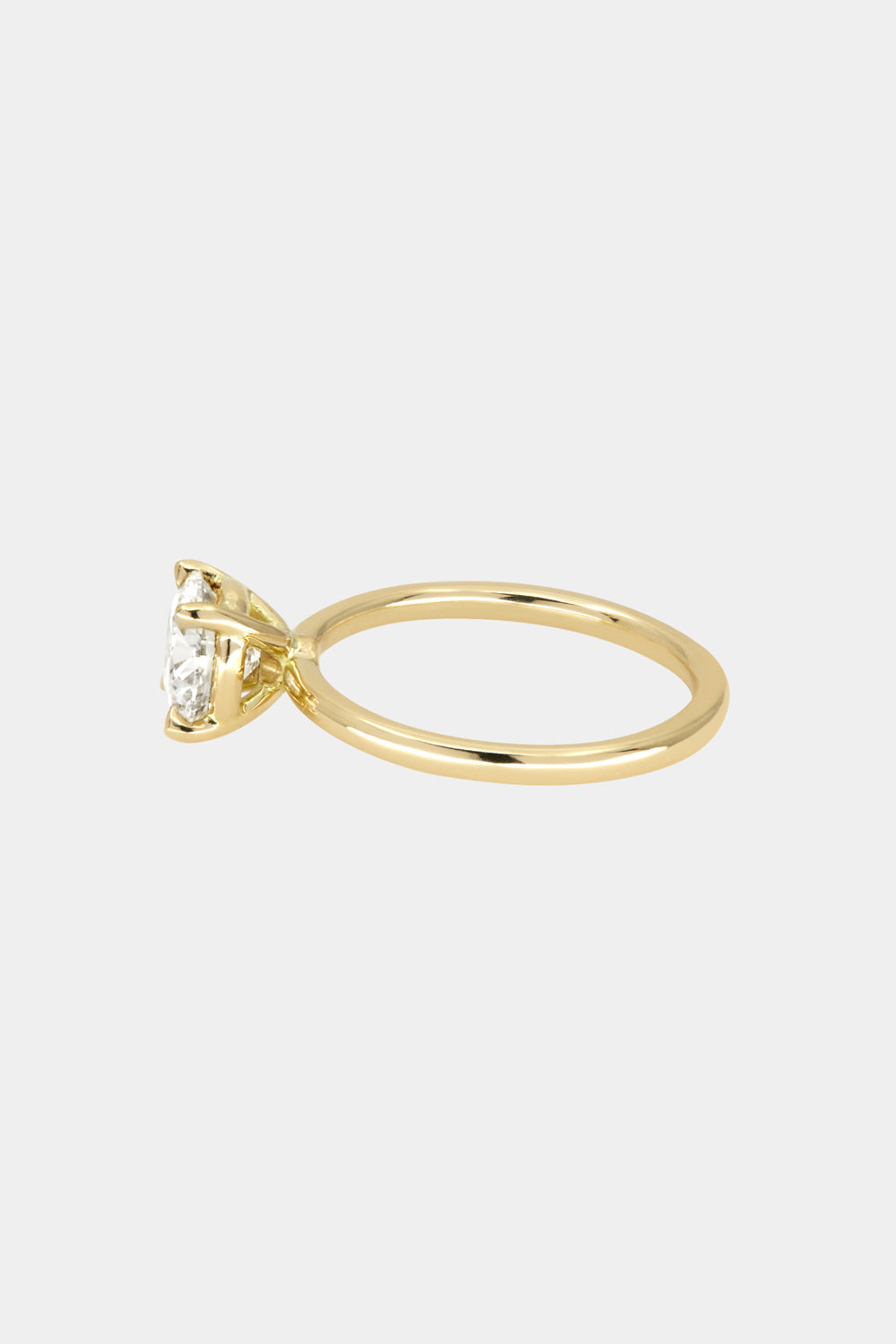Round Diamond Ring| Natasha Schweitzer