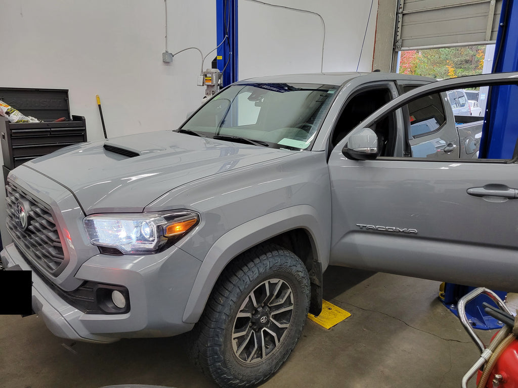 Toyota Tacoma Falken Wildpeak AT3W