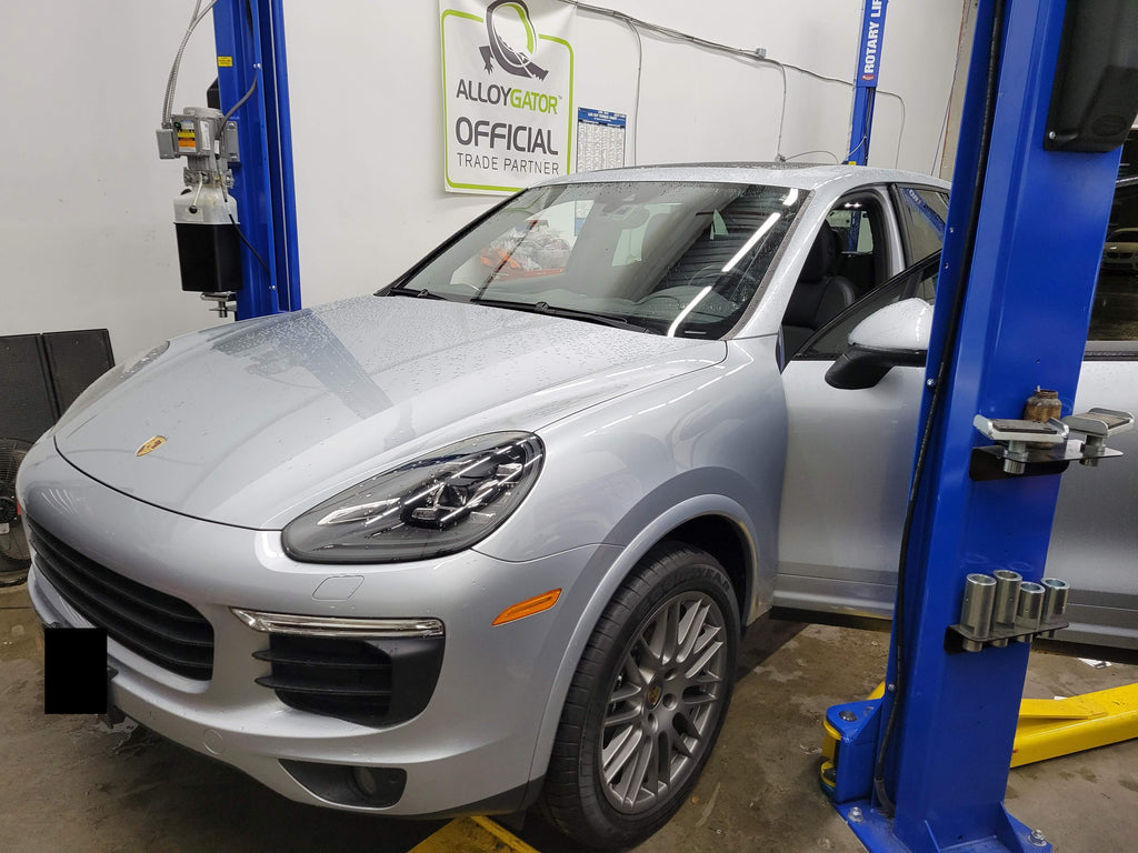 Porsche Cayenne Thinkware U1000