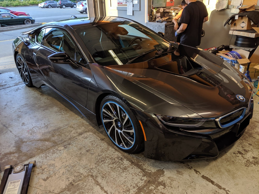 BMW i8 Sky blue alloygator