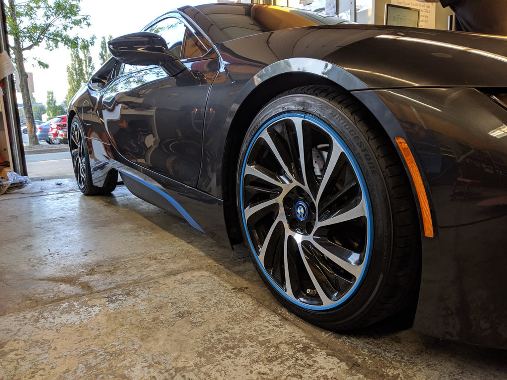 BMW i8 sky blue alloygator