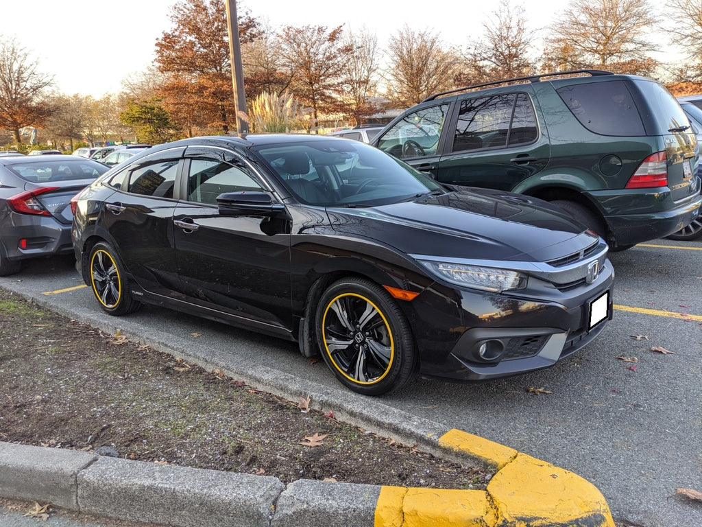 Honda civic yellow alloygator