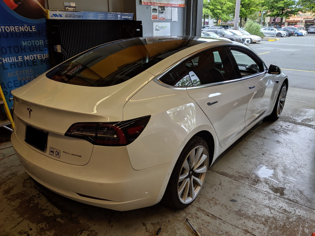 Tesla model 3 18% window tint