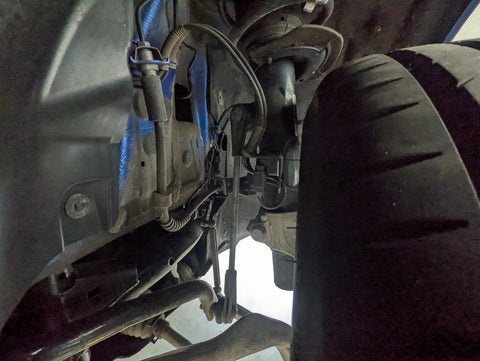 bmw f22 strut clearance