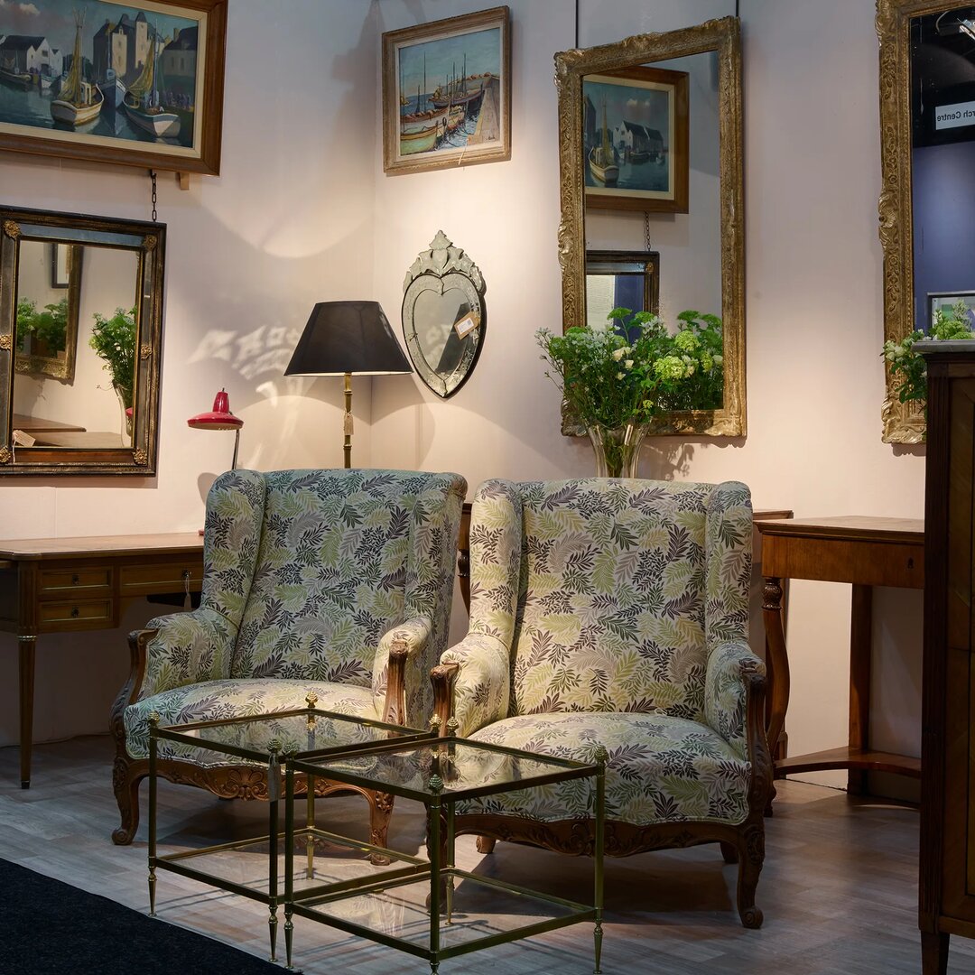 The Decorative Fair 2024 Winter Edition - Hudson Antiques - Walls in Hoxton Grey No.72 - Feed - square.jpg__PID:1a1e8f78-9165-4d63-b411-084bd4bc471e